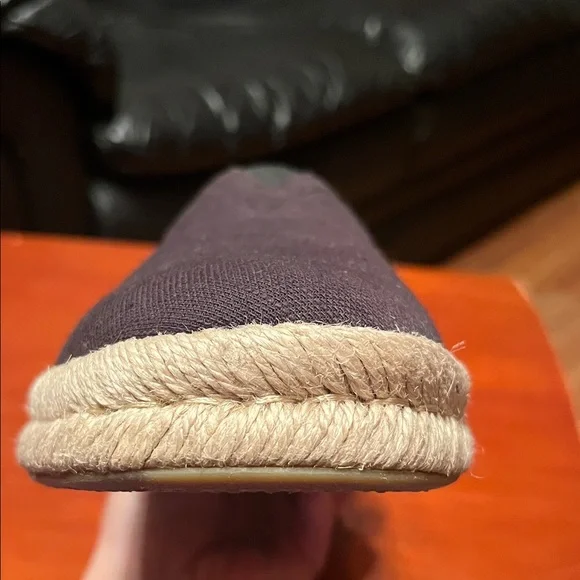 New Toms Black Canvas Slip-On Loafers - Picture 4 of 16